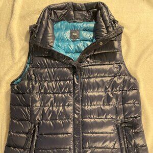 GAP Women's Navy Blue Down Puffer Vest - Size Medium